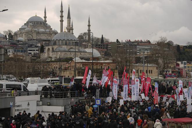 Turquie: près de 300 arrestations pour «terrorisme» à travers le pays