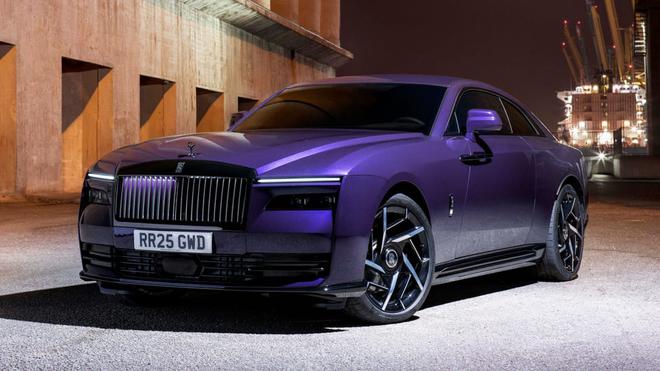 La Spectre Black Badge est la Rolls-Royce la plus puissante de l’histoire