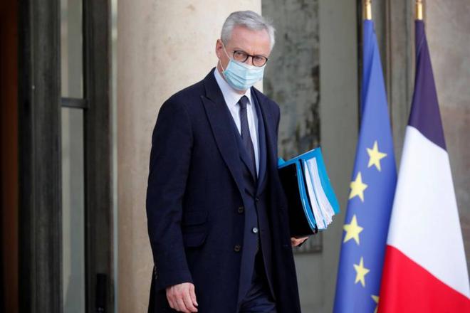 Face à la crise, la France passe d'un "soutien universel" à un "soutien ciblé", dit Le Maire
