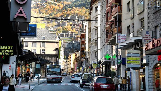 Covid-19 - Un laissez-passer accordé aux habitants des Pyrénées-Orientales pour aller faire leurs achats en Andorre