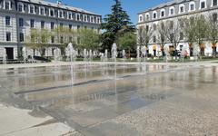 Fontaines, jets d’eau, brumisation… de nouveaux points de fraîcheur partout à Grenoble