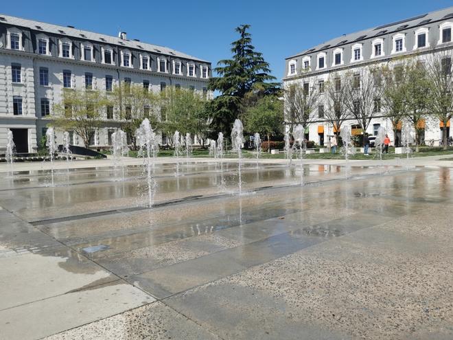 Fontaines, jets d’eau, brumisation… de nouveaux points de fraîcheur partout à Grenoble