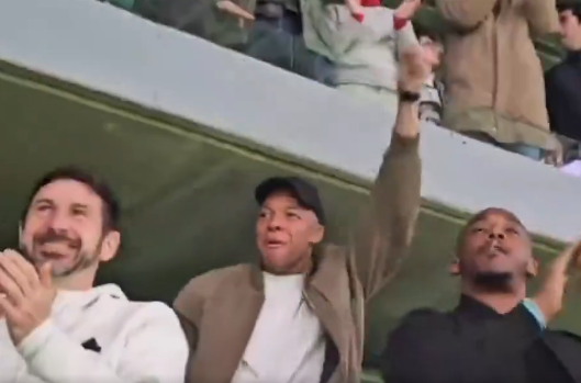 Real Madrid : en vidéo, la réaction euphorique de Kylian Mbappé après le but de son coéquipier Valverde