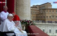 Pâques : le pape au balcon