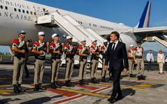 Chikungunya et dégâts du cyclone Garance : les défis qui attendent Emmanuel Macron à La Réunion