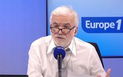 Éolien : «Les attaques de la macronie, lorsqu'on est pas d'accord avec elle, sont insupportables», dénonce Pascal Praud