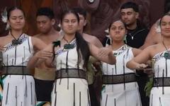 XV de France : en vidéo, le vibrant accueil réservé par les Maoris aux Bleus en tournée en Nouvelle-Zélande