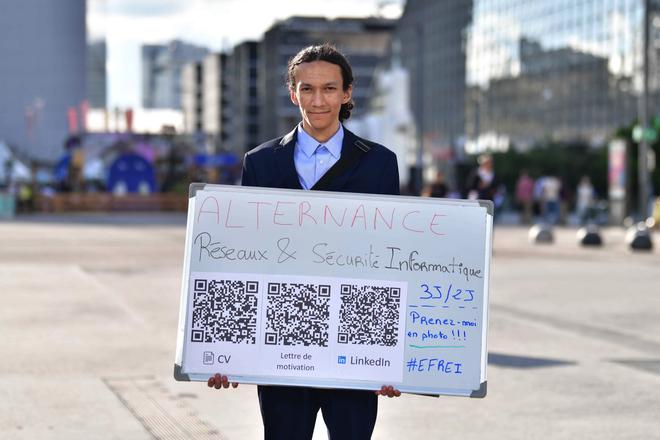 En galère pour décrocher un contrat en alternance, il interpelle les recruteurs à La Défense