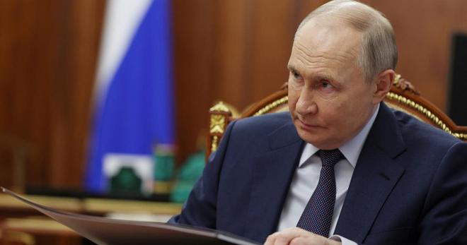 Nucléaire iranien : Vladimir Poutine a reçu le conseiller de Khamenei