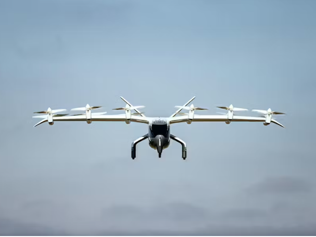 Archer effectue un vol de 88 km, le plus long jamais réalisé par son taxi volant Midnight