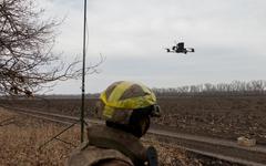 L’Ukraine lance une série d’attaques aux drones en Russie, plusieurs incendies dans une centrale nucléaire et un port pétrolier