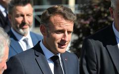 VRAI OU FAUX. Des "figurants" ont-ils été payés par l’Elysée pour "acclamer" Emmanuel Macron sur les Champs-Élysées le 14 juillet ?