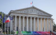 Jours fériés, vacances, élections… La limitation du droit de grève dans les transports lors de certaines périodes votée en commission