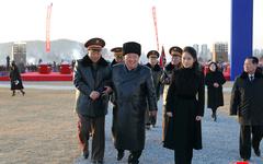 Guerre en Ukraine: Kim Jong Un inaugure des logements pour les familles de soldats tués aux côtés de la Russie