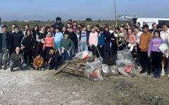 Agon-Coutainville. 65 collégiens participent au nettoyage du havre