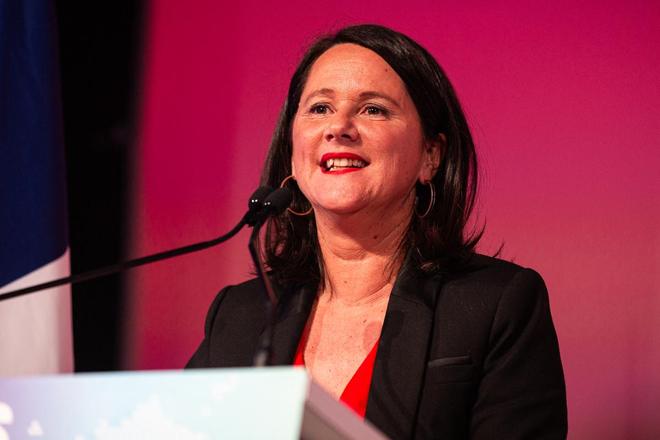 Municipales à Nantes : la socialiste Johanna Rolland réélue