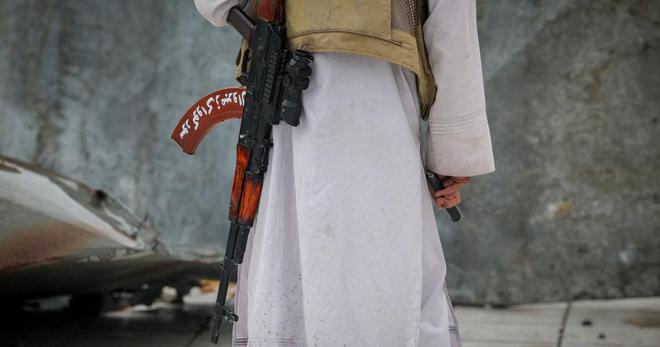 L’Afghanistan annonce la libération d’un prisonnier américain, Washington appelle les autorités talibanes à libérer les autres