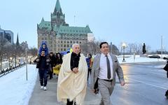 Ferhat Mehenni en visite officielle au Parlement du Canada