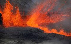 La Réunion: Le Piton de la Fournaise en éruption pour la troisième fois de l'année