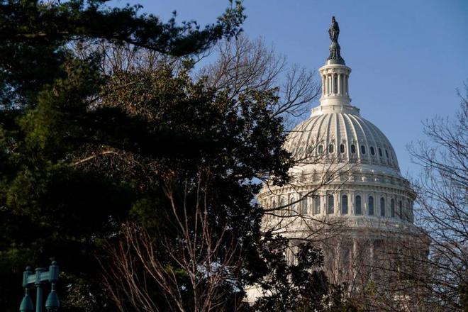 USA: La pression monte au Congrès sur le budget et un plan de relance économique
