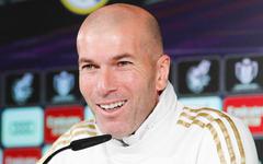 Mercato / Real : Pérez envoie un signal très fort pour Zidane