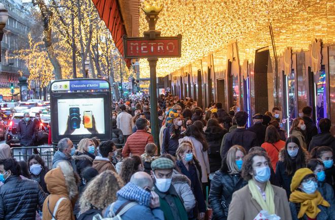 Reconfiner juste après Noël... mais l’annoncer avant, une stratégie qui divise