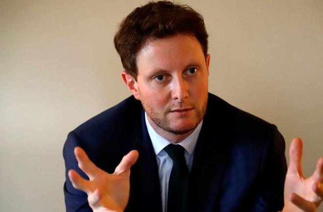 Brexit : «On aura fini avant le 31 décembre», rétorque Clément Beaune à Michel Barnier