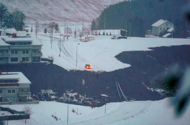 Norvège : un glissement de terrain emporte 21 ha de terrain et des maisons