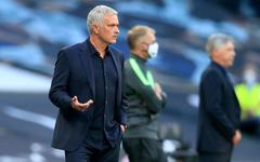 Tottenham : Mourinho en colère après la fête de trois joueurs