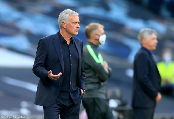 Tottenham : Mourinho en colère après la fête de trois joueurs