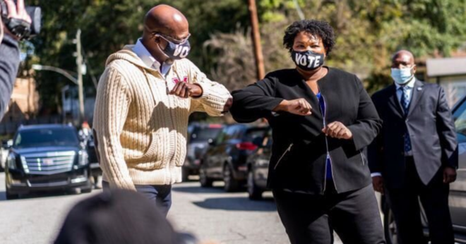 Les démocrates reprennent le Sénat américain
