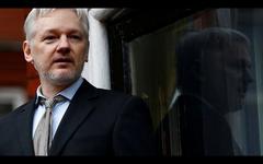 VIDEO – La justice britannique préoccupé par l’état de santé d’Assange, refuse son extradition vers les USA