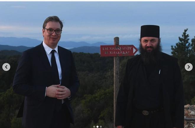 Le président serbe Vučić a fêté Noël au monastère athonite de Chilandar
