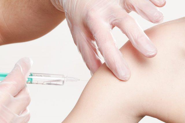 Covid-19 : le vaccin de Pfizer est efficace contre les variants du Royaume-Uni et de l’Afrique du Sud