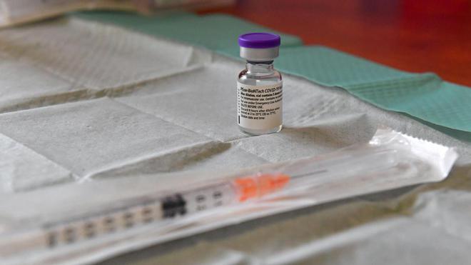 Covid-19 : Pfizer annonce des retards de livraisons des vaccins limités à une semaine