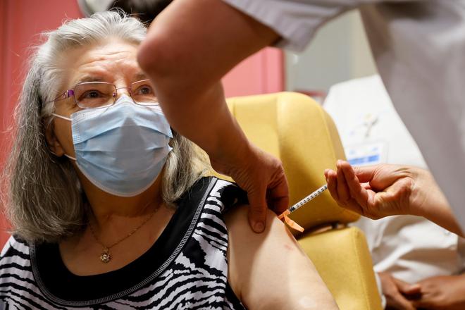 Coronavirus : Mauricette, la première vaccinée en France est-elle morte ?