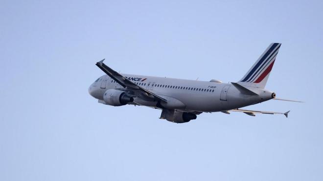 DIRECT. Coronavirus: la Chine suspend les vols Air France Paris-Tianjin