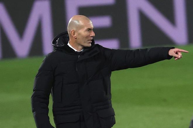 Covid-19 : Zinedine Zidane, entraîneur du Real Madrid, testé positif