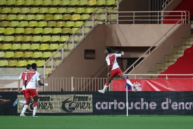 Ligue 1 : Monaco enfonce Marseille, Nice se reprend