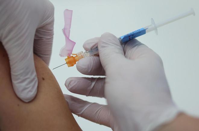 Covid-19 : le vaccin de Moderna reste efficace contre les variants britannique et sud-africain