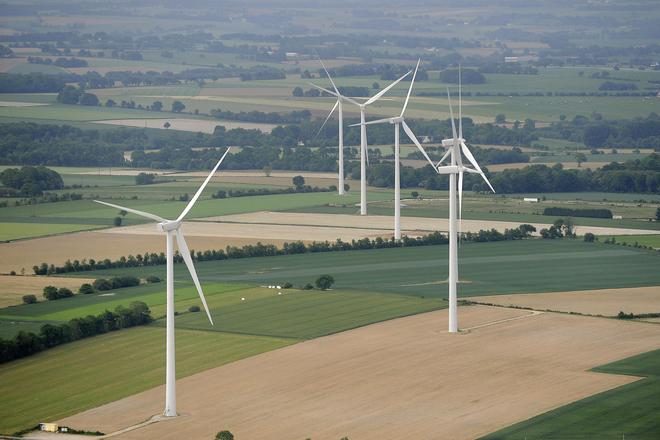 Éoliennes à Ciral et Saint-Ellier-les-Bois : les « maladresses » du veto préfectoral devant les juges
