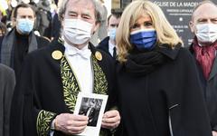 Une cérémonie religieuse en l'honneur de Pierre Cardin s'est tenue à la Madeleine, en présence de Brigitte Macron