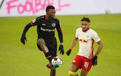 Foot - Allemagne - Nkunku offre la victoire à Leipzig dans le duel des dauphins du Bayern