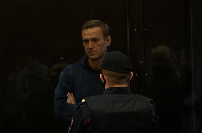 Procès d’Alexeï Navalny : «Son courage  lui donne une posture morale qu’il n’avait pas avant»