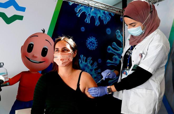 Vaccination contre le Covid : en Israël, les signaux «encourageants» se multiplient