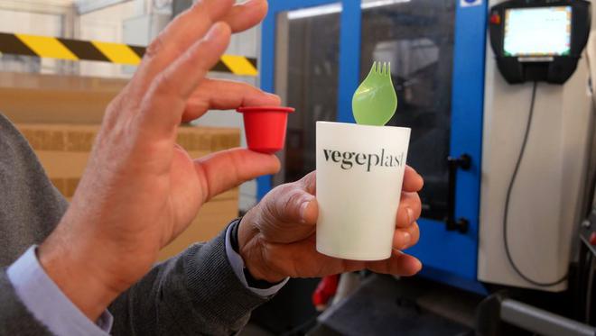 Couverts, capsules...Dans les Hautes-Pyrénées, l'entreprise Végéplast mise sur le « home compost »