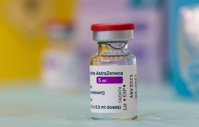 Coronavirus : plongée dans une usine européenne du vaccin AstraZeneca