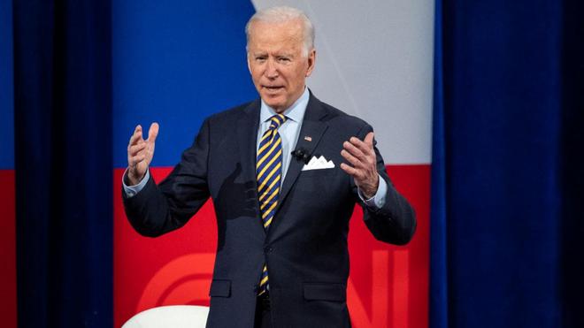 EN DIRECT - Lassé, le président Joe Biden "en a marre" de devoir parler du "gars précédent"