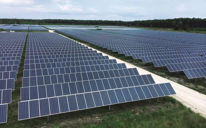 La France lance un appel d’offres de 700 MW pour le photovoltaïque à grande échelle