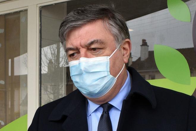 VIDEO. Covid-19 : le préfet de la Sarthe fait le point sur le front des trois vaccins